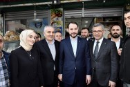 HAZİNE VE MALİYE BAKANI BERAT ALBAYRAK ÜSKÜDAR'DA ZİYARETLERDE BULUNDU