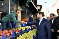 HAZİNE VE MALİYE BAKANI BERAT ALBAYRAK ÜSKÜDAR'DA ZİYARETLERDE BULUNDU