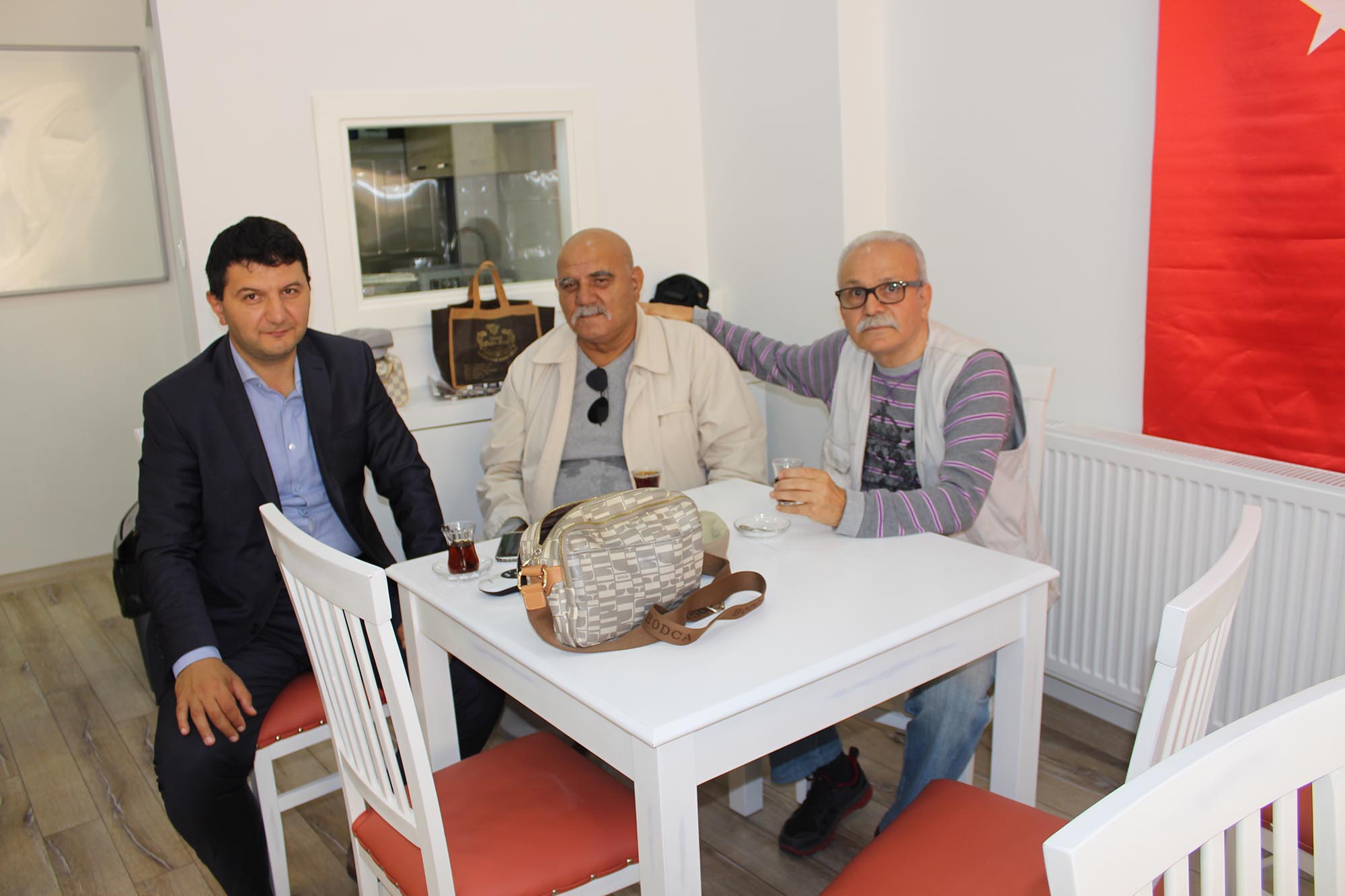İKİNCİ BAHAR KAHVESİ YENİ YÜZÜYLE HİZMETİNİZDE