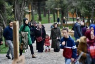 BAŞKAN TÜRKMEN NAKKAŞTEPE MİLLET BAHÇESİ'NDE VATANDAŞLARLA BULUŞTU