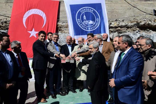HACI NURİTOPBAŞ CAMİİ'NİN TEMELİ ATILDI HACI NURİTOPBAŞ CAMİİ'NİN TEMELİ ATILDI