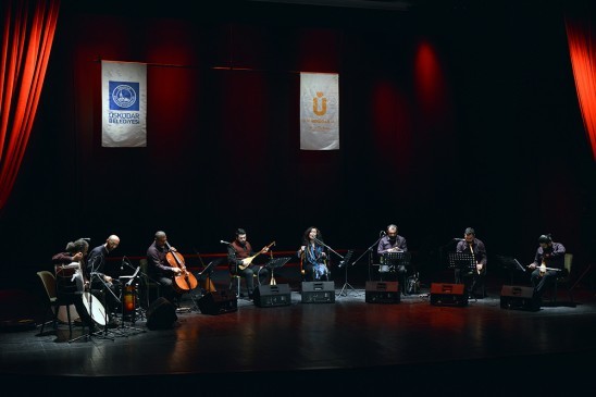 MAHSA VAHDAT VE COŞKUN KARADEMİR'DEN ÜSKÜDAR'DA MÜZİK ZİYAFETİ MAHSA VAHDAT VE COŞKUN KARADEMİR'DEN ÜSKÜDAR'DA MÜZİK ZİYAFETİ