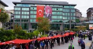 100 METRELİK DEV BAYRAKLA CUMHURİYET YÜRÜYÜŞÜ GERÇEKLEŞTİRİLDİ