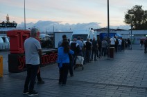 BAŞKAN VEKİLİ GÜLTEKİN GÜNÜ SAHADA GEÇİRDİ: ESNAFTAN OKULA, PARKTAN ZABITA TEŞKİLÂTINA