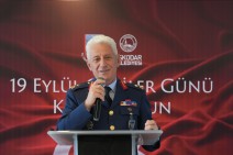  ÜSKÜDAR'DA GAZİLER GÜNÜ DOLAYISIYLA TÖREN DÜZENLENDİ