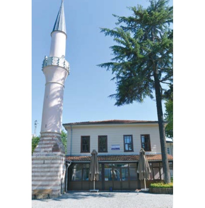 BEYLERBEYİ ABDULLAHAĞA CAMİİ