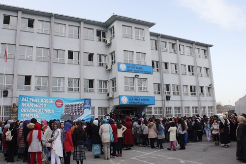 ALİ FUAT BAŞGİL İMAM HATİP ORTAOKULU