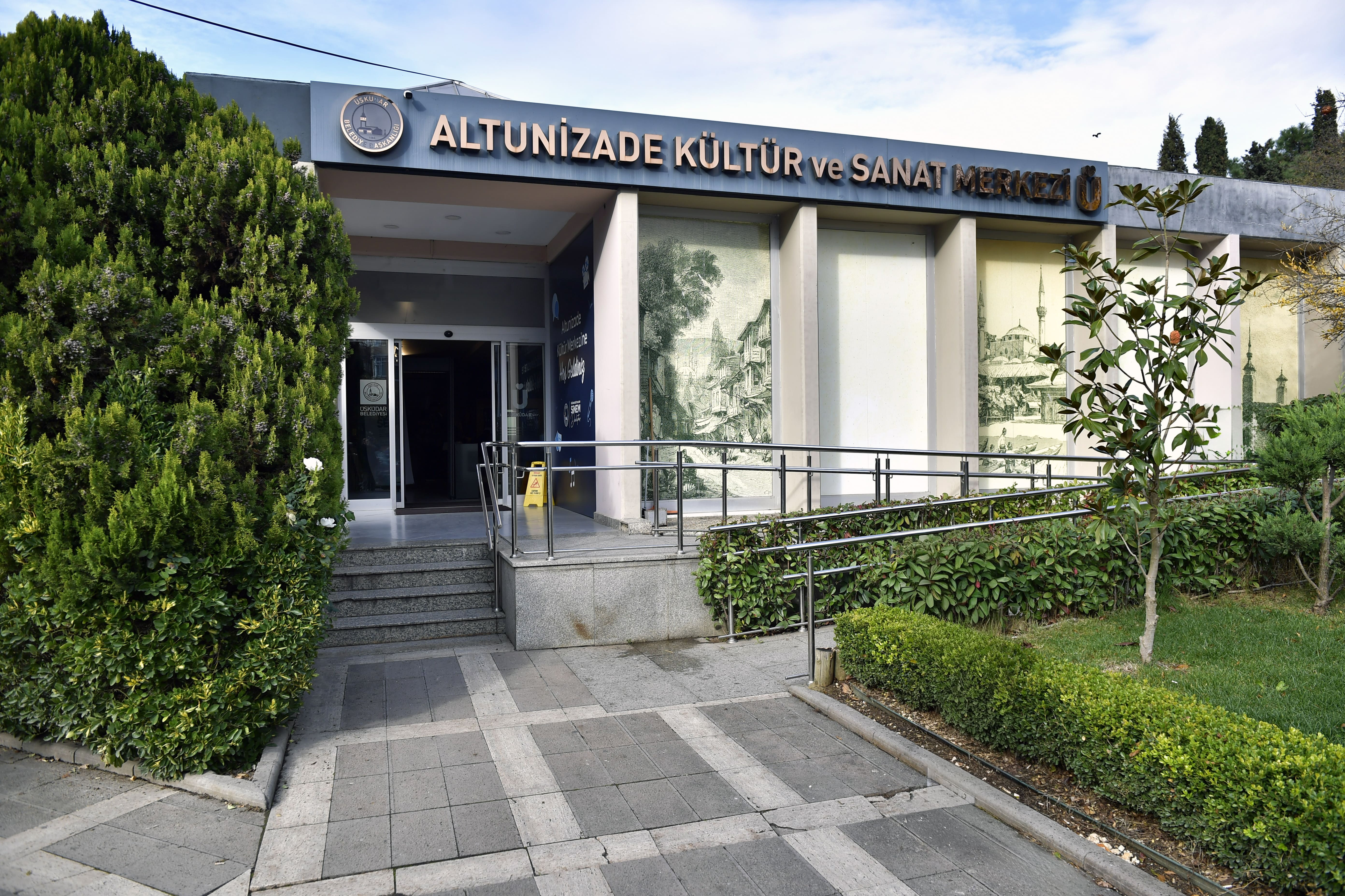 Altunizade Kültür ve Sanat Merkezi