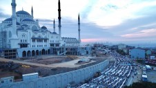 ÜSKÜDAR'DA İFTAR